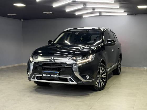 MITSUBISHI OUTLANDER 3.0 MIVEC V6 GASOLINA HPE-S AWD AUTOMÁTICO